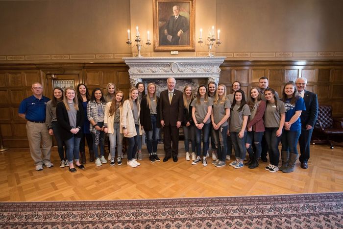 volleyball team with governor